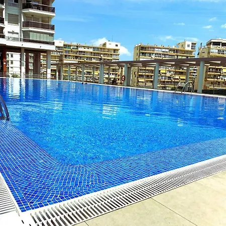 Dorada, Primera Linea Y Piscina